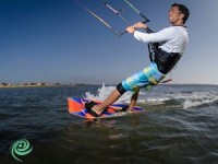 קייט סרפינג ספורט אתגרי עונתי