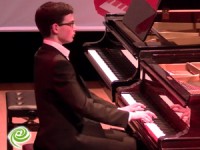 "ויוה לה פיאנו"