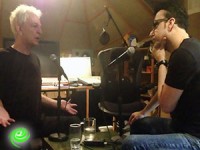 המפגש המרגש של יורם סוויסה ושלום חנוך