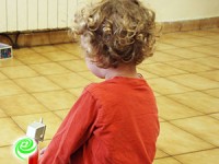 ילד בן 6 מחפש בית חם