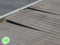 זה לא הרקדנים, זו הרצפה עקומה