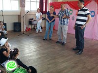 "יורדים מהבמה" לא ירדו מהבמה