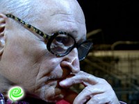 רקדן גדול,מסך קטן.