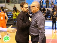 פעמיים בשבוע. כבוד