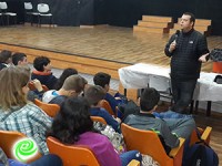 "לחיצת כפתור אחת בסלולר יכולה להוביל אתכם למעצר"