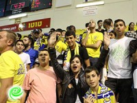 אשדודית במשחק של מכבי