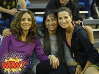 מורות הספורט מציגות... האיחוד.