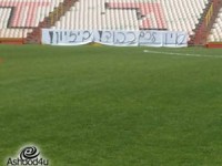 אוהדי מ.ס אשדוד זועמים: שלטי  מחאה נתלו באימון הבוקר