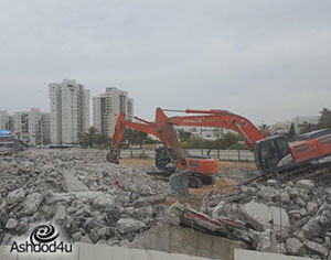 נהרס השלד שניצב שנים סמוך לבית החולים