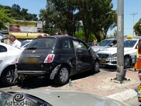 4 רכבים מעורבים בתאונה אחת