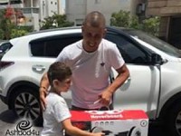 דרך ארץ קדמה לכדורגל: מחווה מרגשת של האדומים אשדוד