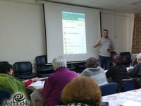 מחברים את הקשישים לטכנולוגיה - ״יד למחר״