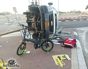 רכב התהפך בשדרות ויצמן/בן גוריון - 3 נפגעים קל
