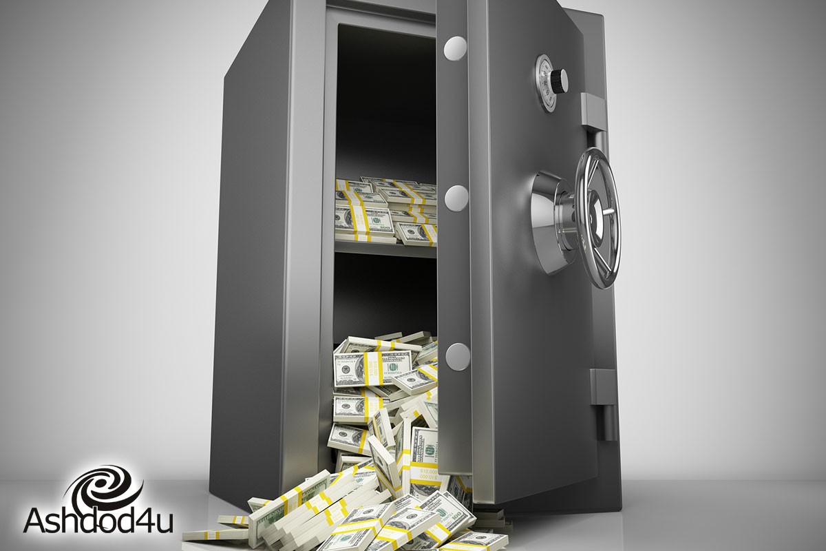 על מה תובע צעיר אשדודי מאות אלפי ש״ח מאולם בלו קאסל?