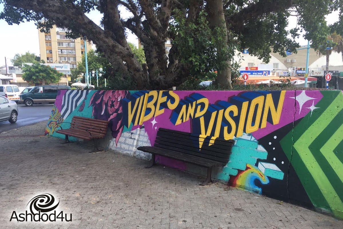 בן 80 ונראה צעיר מתמיד...