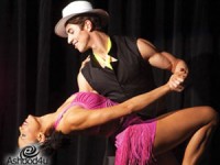 הרקדת סלסה...