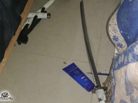 תקף את זוגתו עם חרב סמוראי