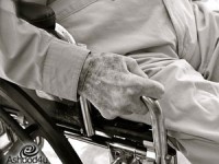 איך מגישים תביעת סיעוד נגד חברת הביטוח? פחות קשה ממה שחשבתם