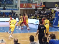 ואני שר צהוב עולה: עוד ערב צהוב וחלומי באולם ה"קריה"