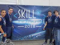 מקיף ג' מצטיינת בתחרויות תכנות ומדעי המחשב