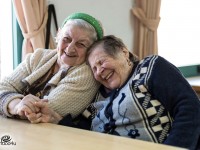 פוטו שבעים פלוס.