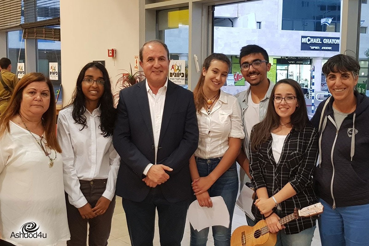 "החלל שבינינו" - סרט תיעודי בהפקת תלמידי מקיף ג'