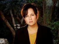 צופית גרנט - דלתות מסתובבות