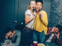 בחירת ערכת קריוקי לאירועים