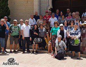 מי הפתיע את הפעילים
