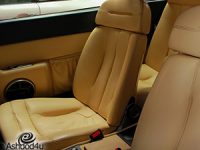 ריפודי עור לרכב - המדריך המלא