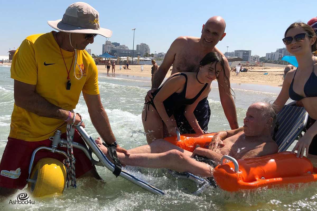 מיכאל קורץ מבאר שבע הגשים חלום:  לראות ולהרגיש את הים