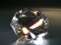 כמה שווים היהלומים והתכשיטים שלכם ומה אפשר לעשות איתם?