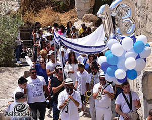 חברת הפקה באירוע המצווה - בעד או נגד?