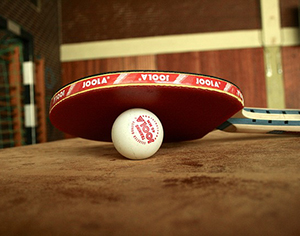 איך לשחק טניס שולחן גם אצלכם בבית?