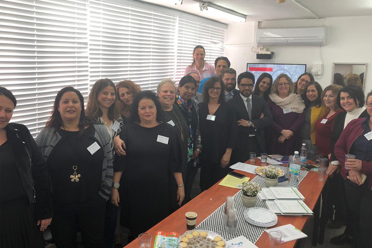 פניה היפות של האנושות באשדוד 