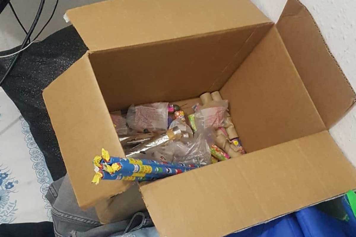 "צעצועים מסוכנים" - ציוד שנתפס הוחרם על ידי השוטרים