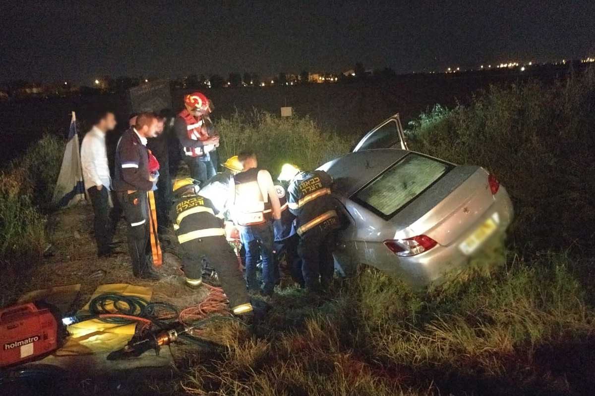 בן 25 נפצע בינוני בהתהפכות רכבו בסמוך לצומת הנמל באשדוד