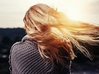 החלקת שיער - עושים זאת אצל ספר מוביל ומהיום גם בבית!