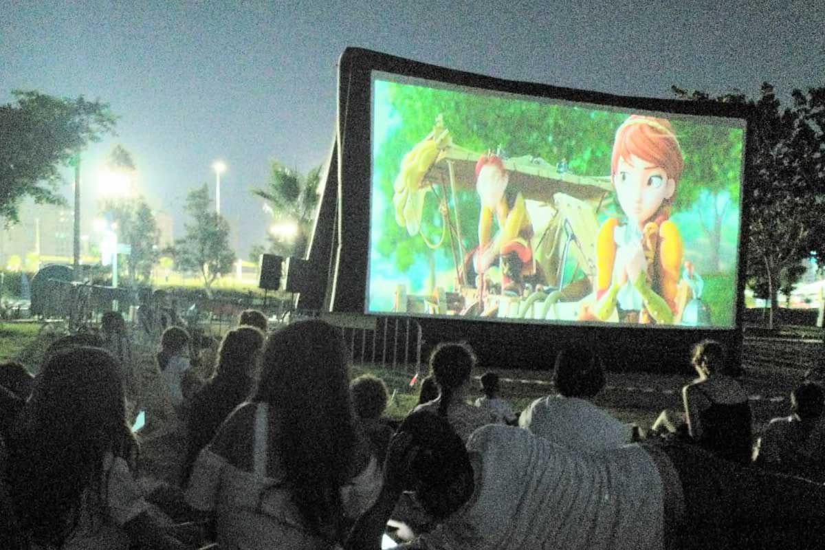 לאו דה וינצי ושודדי הים עם הילדים באשדוד ים