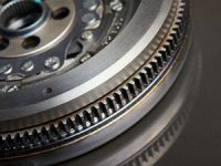 מצמד – רכישת ציוד לתעשייה