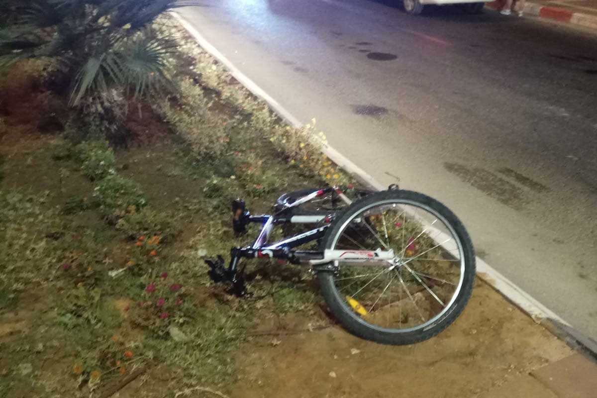 רוכב אופניים כבן 16 נפגע בתאונה