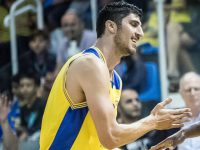 צרות באות בצרורות