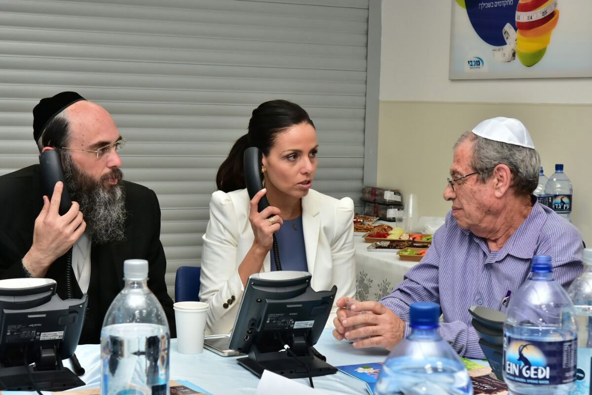 לקראת כיפור: קו פתוח בנושאי רפואה והלכה