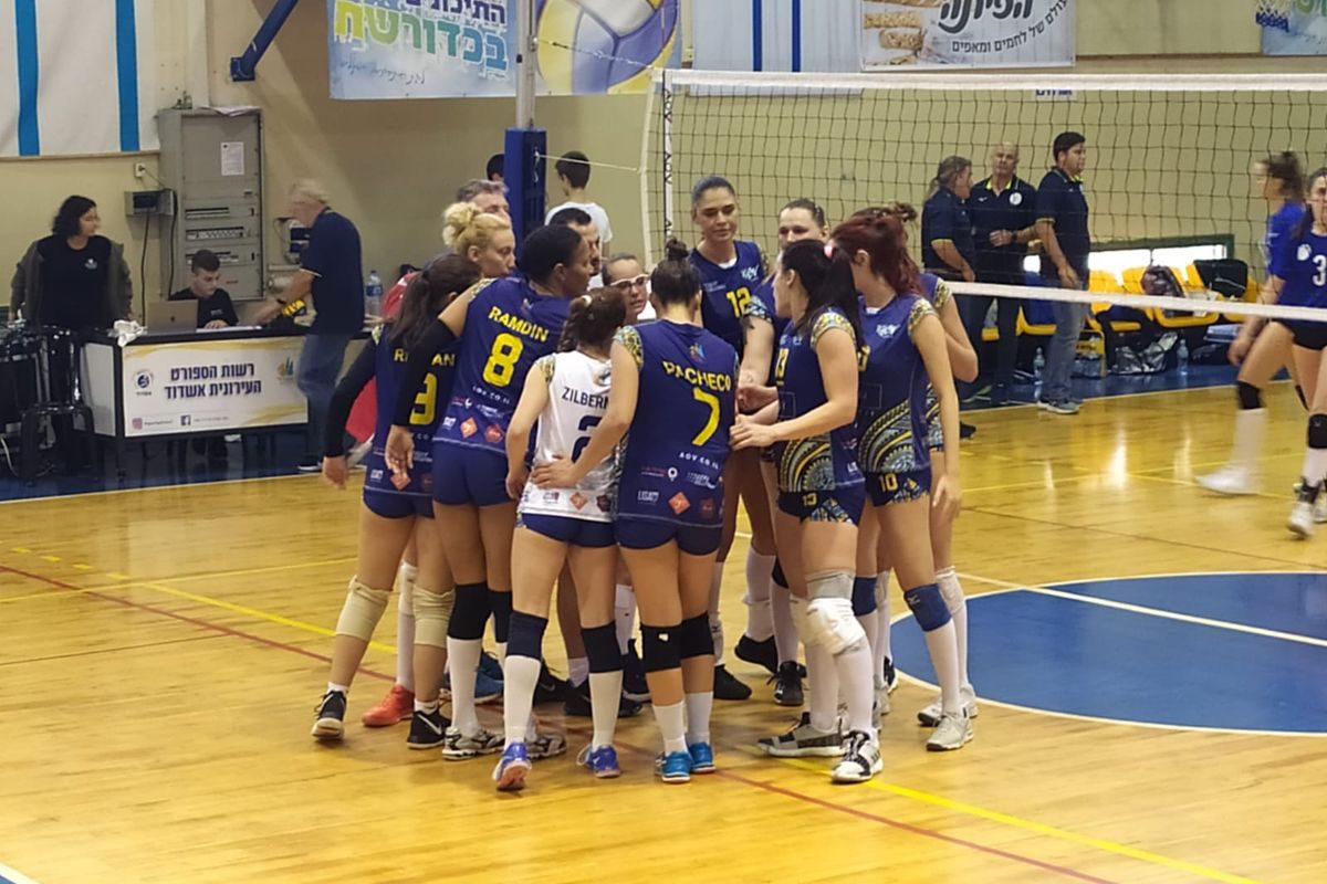 נשות מכבי AOV אשדוד מביסות את רעננה