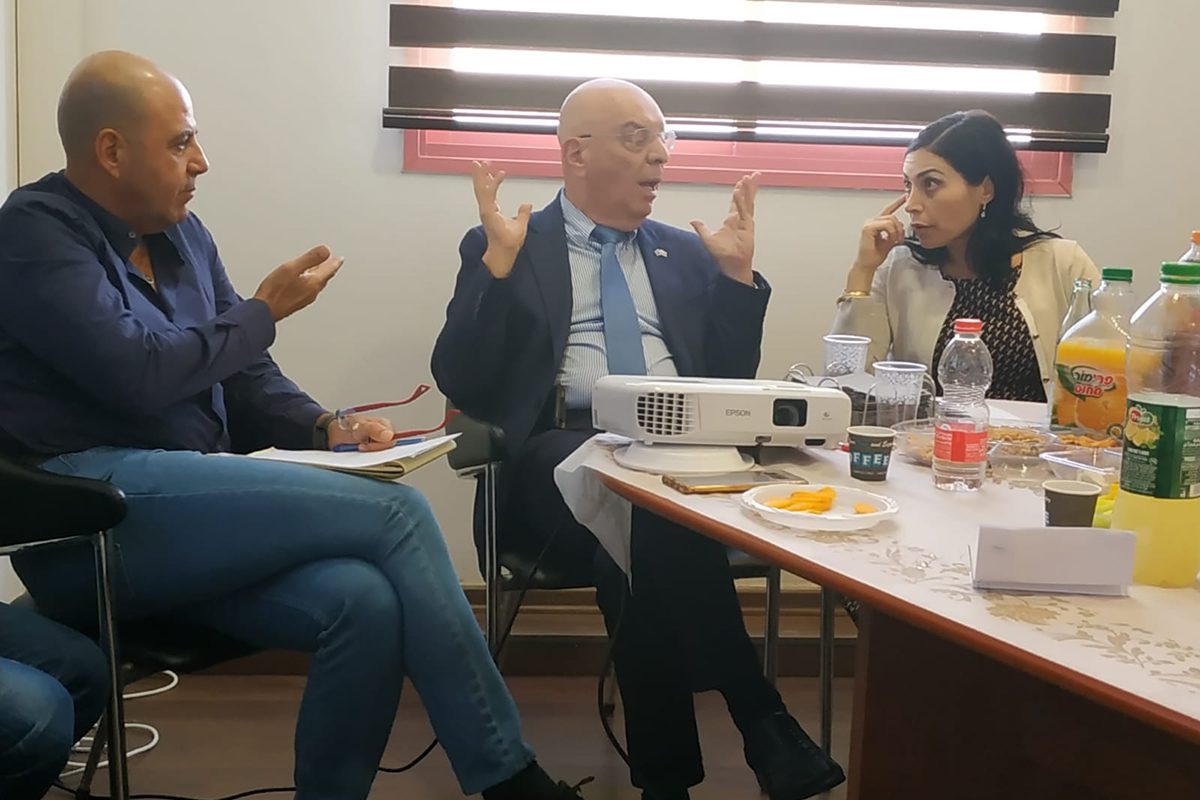 סגן ראש העירייה כצנלסון וארגון הקבלנים סיכמו על הקמת שולחן עגול