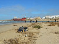 חומר למחשבה: אולי להציב אניה מול חופי אשדוד