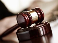 למה כדאי לפנות רק אל עורך דין פלילי מפורסם?