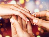 האם לגיטימי להביע שביעות רצון חלקית מטבעת האירוסין?