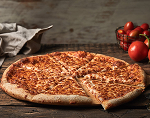 כולם מגיעים לערב פיצה משפחתית