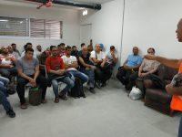 על כוונת הממשלה להחזיר פועלי הבניין הפלסטינים לשטחי הרשות